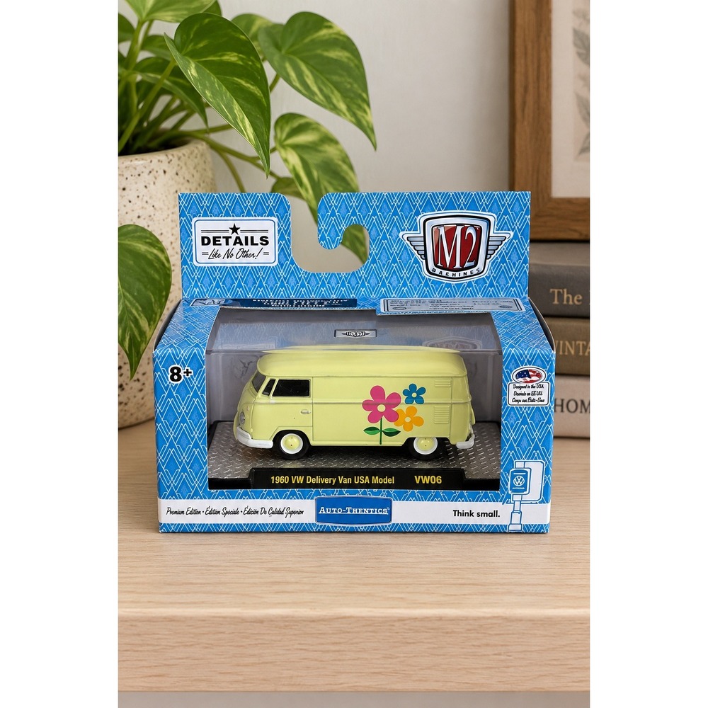 M2 Machines 1960 VW Delivery Van USA Model VW06 Yellow Flower 1:64 Diecast 18-73